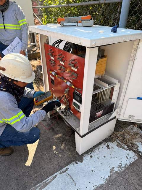 Calibración de panel eléctrico en campo