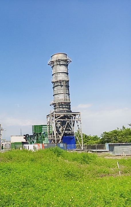 Chimenea industrial reforzada